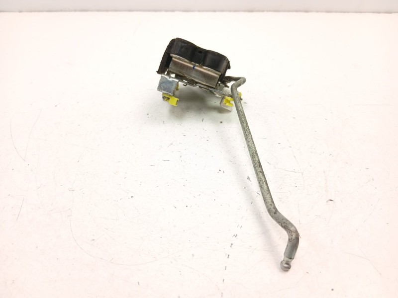 Recambio de cerradura puerta delantera derecha para hyundai atos (mx) 1.1 referencia OEM IAM 8132002010  