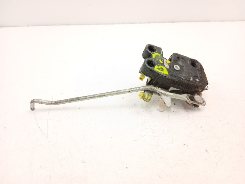 Recambio de cerradura puerta delantera derecha para hyundai atos (mx) 1.1 referencia OEM IAM 8132002010  