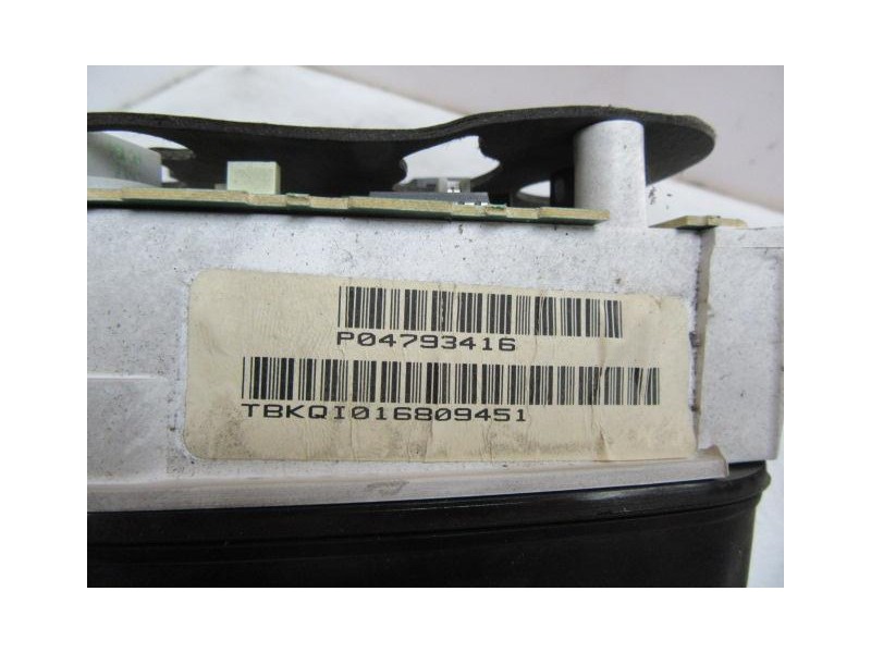 Recambio de cuadro instrumentos : chrysler neon : 2.0 g (133 cv) [2005] para chrysler neon 2.0 g (133 cv) referencia OEM IAM P04