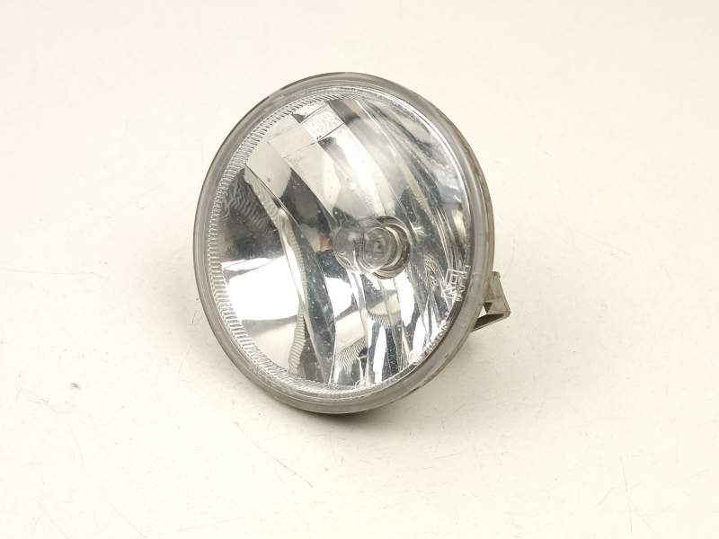 Recambio de antiniebla derecho para chevrolet captiva (c100, c140) 2.2 d referencia OEM IAM 20780914  