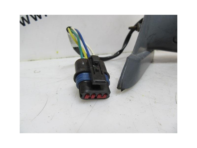 Recambio de retrovisor izq. : chrysler neon : 2.0 g (133 cv) [2005] para chrysler neon 2.0 g (133 cv) referencia OEM IAM ELECTRI