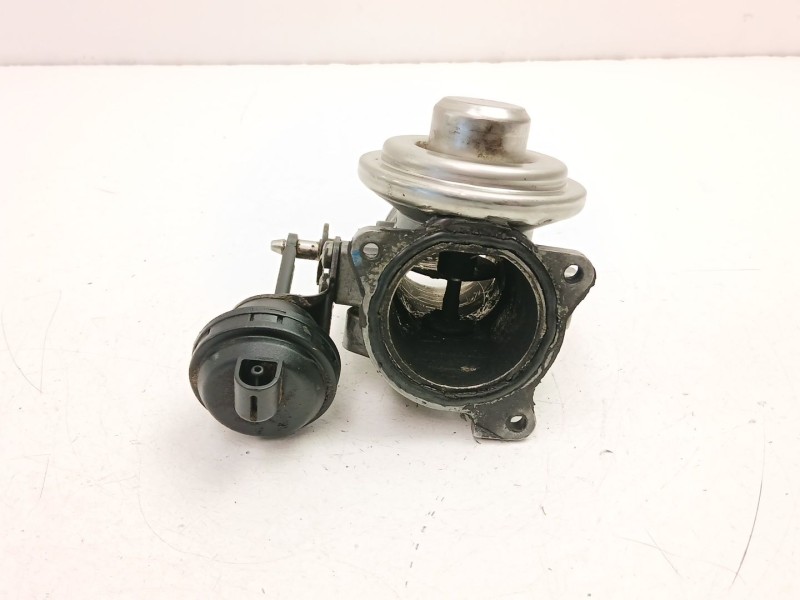 Recambio de valvula egr para volkswagen passat b5 (3b2) 1.9 tdi referencia OEM IAM 038131501D 038129637 