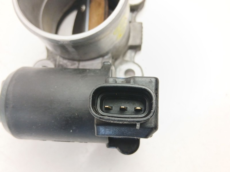 Recambio de caja mariposa para toyota auris (_e15_) 2.2 d (ade157_, ade151_) referencia OEM IAM 261000R010  