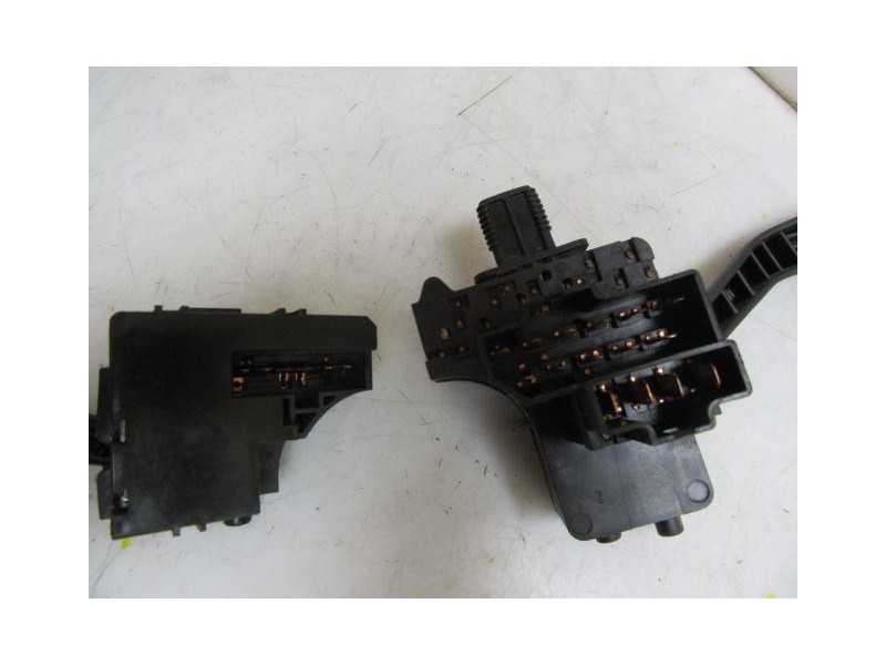 Recambio de mando luces y limpias : chrysler neon : 2.0 g (133 cv) [2005] para chrysler neon 2.0 g (133 cv) referencia OEM IAM L