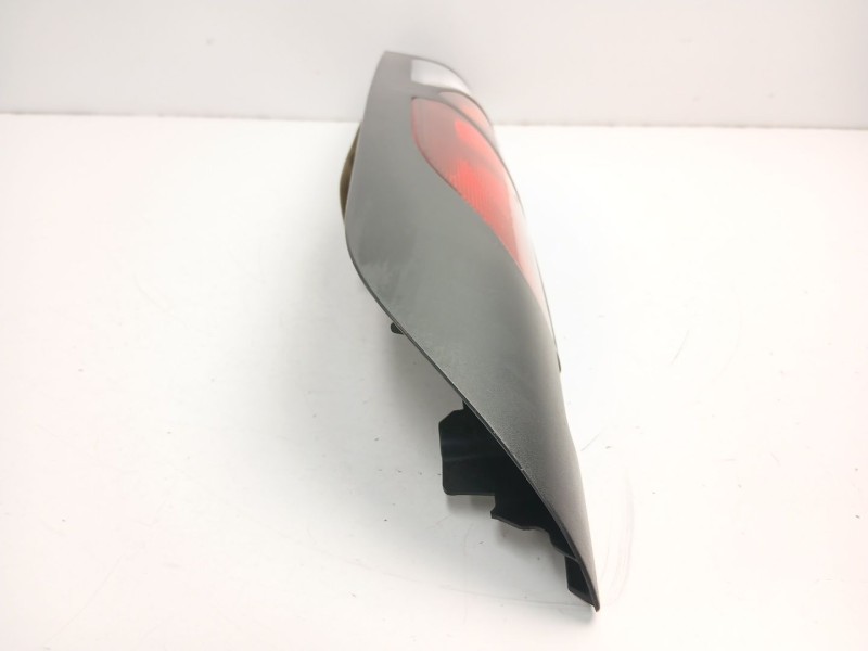 Recambio de piloto trasero derecho para renault kangoo (kc0/1_) 1.9 dti (kc0u) referencia OEM IAM 8200103292  