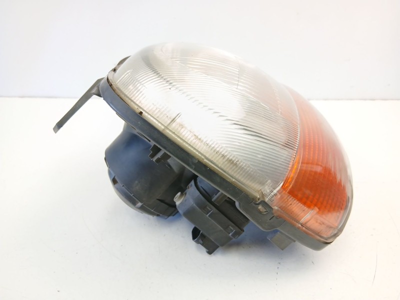 Recambio de faro derecho para renault kangoo (kc0/1_) 1.9 dti (kc0u) referencia OEM IAM 260105328R  