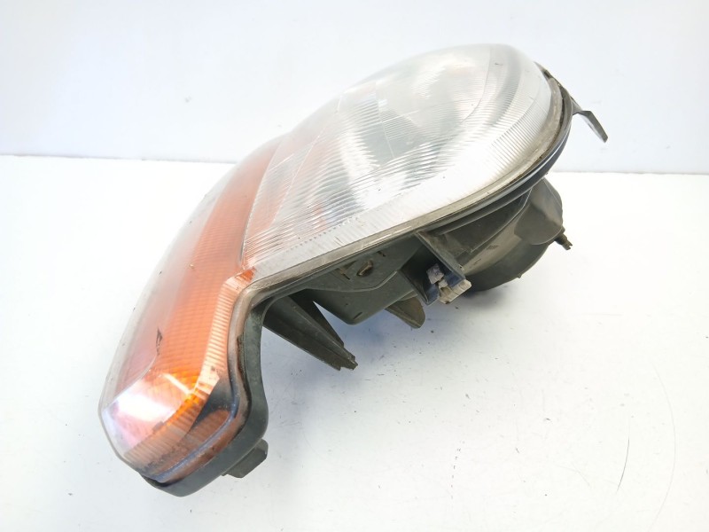 Recambio de faro derecho para renault kangoo (kc0/1_) 1.9 dti (kc0u) referencia OEM IAM 260105328R  