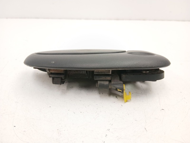 Recambio de manilla delantera derecha para renault kangoo (kc0/1_) 1.9 dti (kc0u) referencia OEM IAM 7700354479  