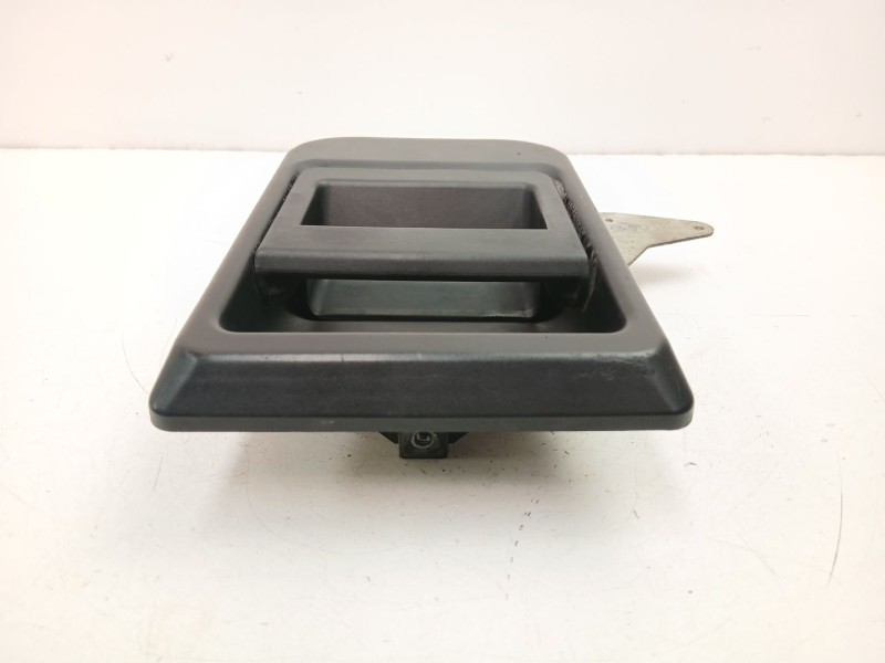 Recambio de manilla maletero para iveco daily iii furgoneta 29 l 11 v referencia OEM IAM 504065079  