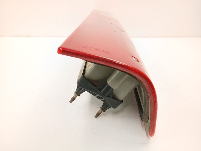 Recambio de piloto trasero izquierdo para iveco daily iii furgoneta 29 l 11 v referencia OEM IAM 500319556  