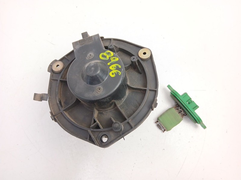 Recambio de motor calefaccion para iveco daily iii furgoneta 29 l 11 v referencia OEM IAM 570630200  