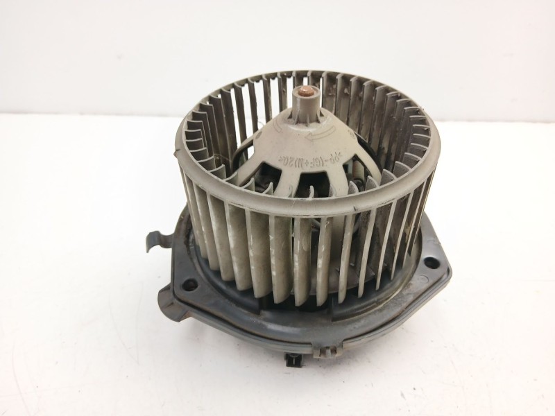 Recambio de motor calefaccion para iveco daily iii furgoneta 29 l 11 v referencia OEM IAM 570630200  