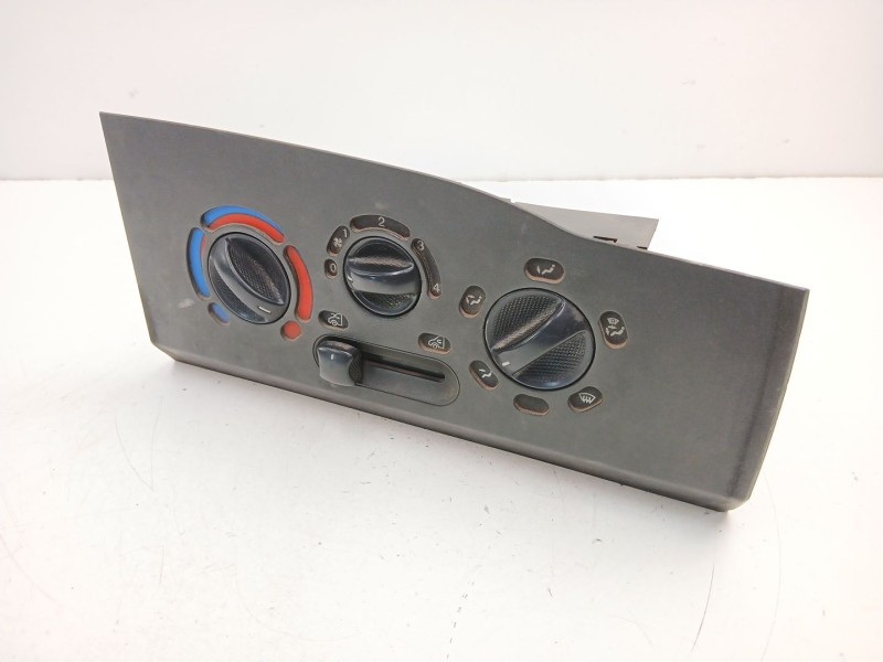 Recambio de mandos calefaccion aire para iveco daily iii furgoneta 29 l 11 v referencia OEM IAM 500337411  