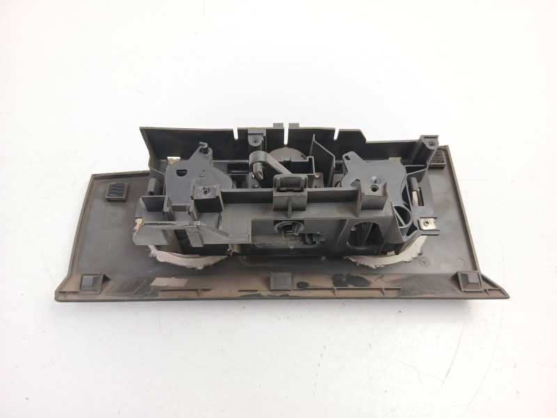 Recambio de mandos calefaccion aire para iveco daily iii furgoneta 29 l 11 v referencia OEM IAM 500337411  