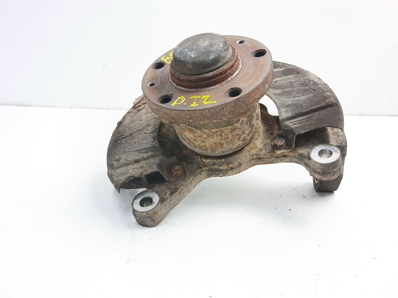 Recambio de mangueta delantera izquierda para iveco daily iii furgoneta 29 l 11 v referencia OEM IAM 500391884  