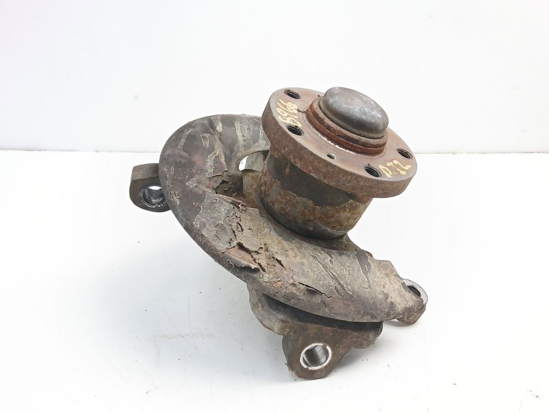 Recambio de mangueta delantera izquierda para iveco daily iii furgoneta 29 l 11 v referencia OEM IAM 500391884  