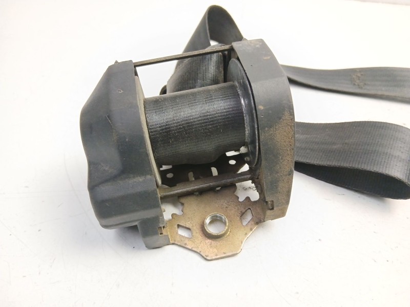 Recambio de cinturon seguridad delantero izquierdo para iveco daily iii furgoneta 29 l 11 v referencia OEM IAM 500316425  