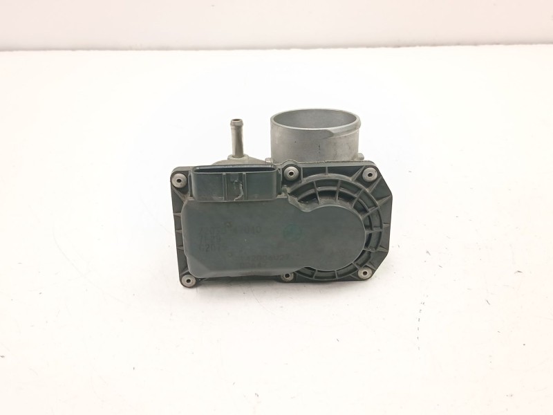 Recambio de caja mariposa para toyota yaris (_p13_) 1.5 hybrid (nhp130_) referencia OEM IAM 2203047040  