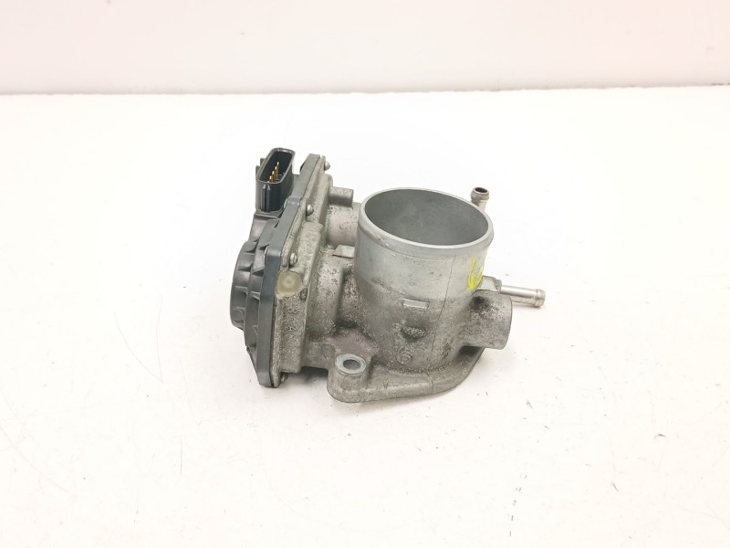 Recambio de caja mariposa para toyota yaris (_p13_) 1.5 hybrid (nhp130_) referencia OEM IAM 2203047040  