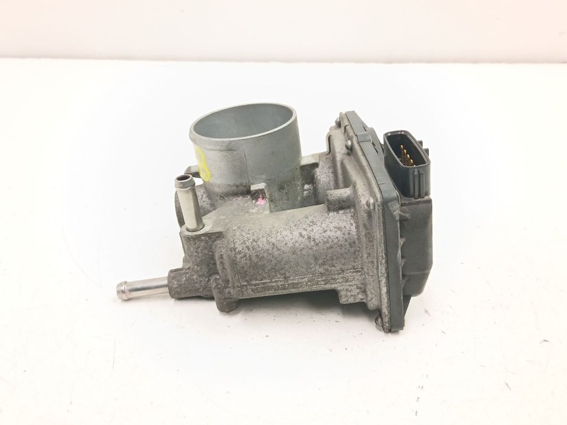 Recambio de caja mariposa para toyota yaris (_p13_) 1.5 hybrid (nhp130_) referencia OEM IAM 2203047040  