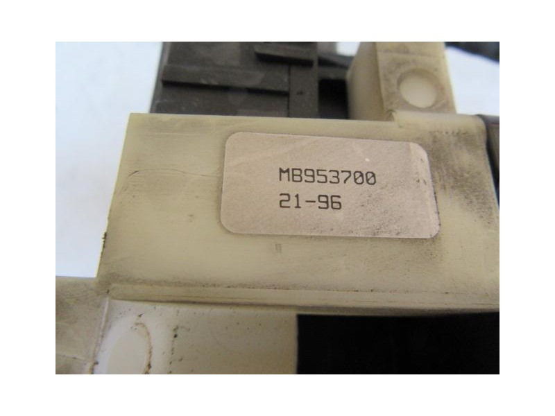 Recambio de mando luces y limpias : mitsubishi carisma : 1.8 g /4g93 (140,04cv) [1996] para mitsubishi carisma 1.8 g /4g93 refer