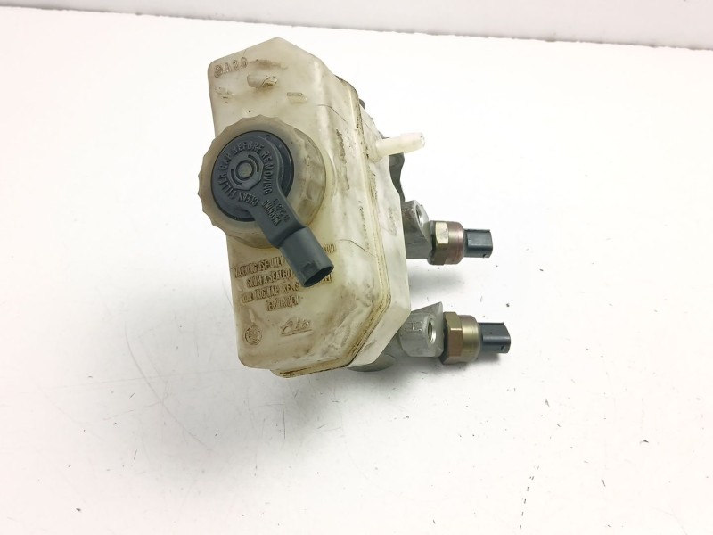 Recambio de bomba de freno para bmw 3 (e46) 320 d referencia OEM IAM 34316757839  