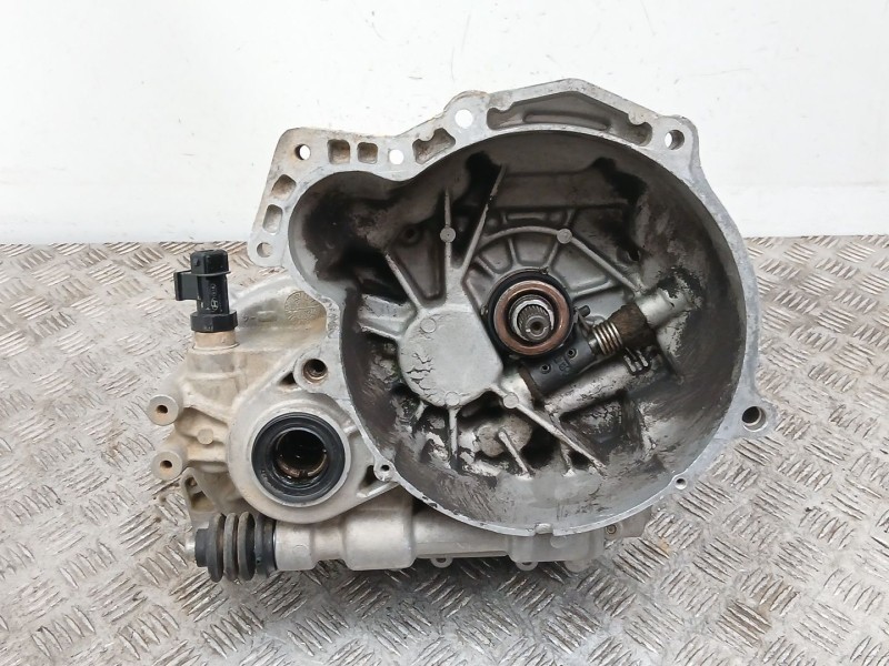 Recambio de caja cambios 5v gasolina para hyundai atos (mx) 1.1 referencia OEM IAM 4300002070  K41871