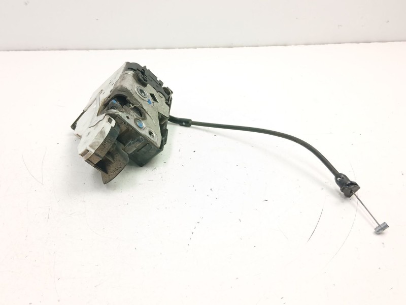 Recambio de cerradura puerta delantera izquierda para peugeot 207 1.4 g referencia OEM IAM 9135V9  