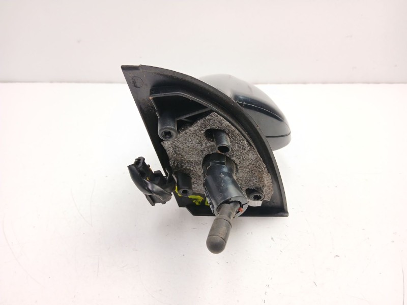 Recambio de retrovisor derecho para peugeot 307 2.0 hdi referencia OEM IAM 8149AV  