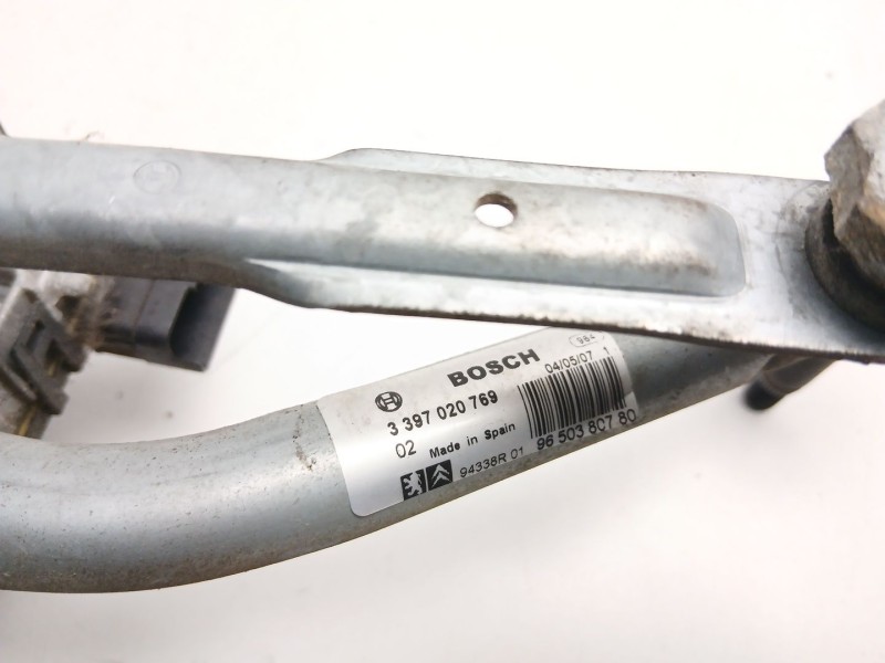 Recambio de motor limpia delantero para peugeot 207 1.4 g referencia OEM IAM 6405CH 3397020769 