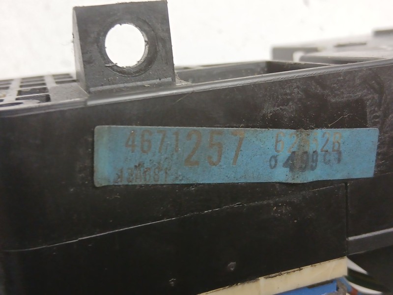 Recambio de mando luces y limpias para chrysler stratus (ja) 2.0 16v referencia OEM IAM 4671257  