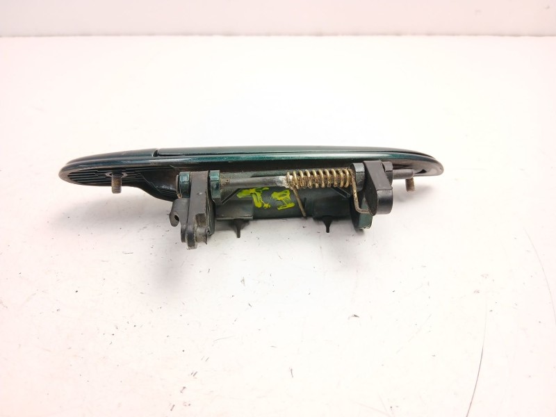 Recambio de manilla trasera izquierda para chrysler stratus (ja) 2.0 16v referencia OEM IAM 4696885  