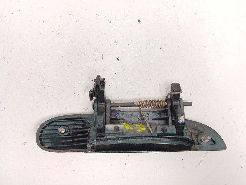 Recambio de manilla trasera izquierda para chrysler stratus (ja) 2.0 16v referencia OEM IAM 4696885  