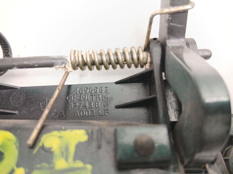 Recambio de manilla delantera izquierda para chrysler stratus (ja) 2.0 16v referencia OEM IAM 4696883  