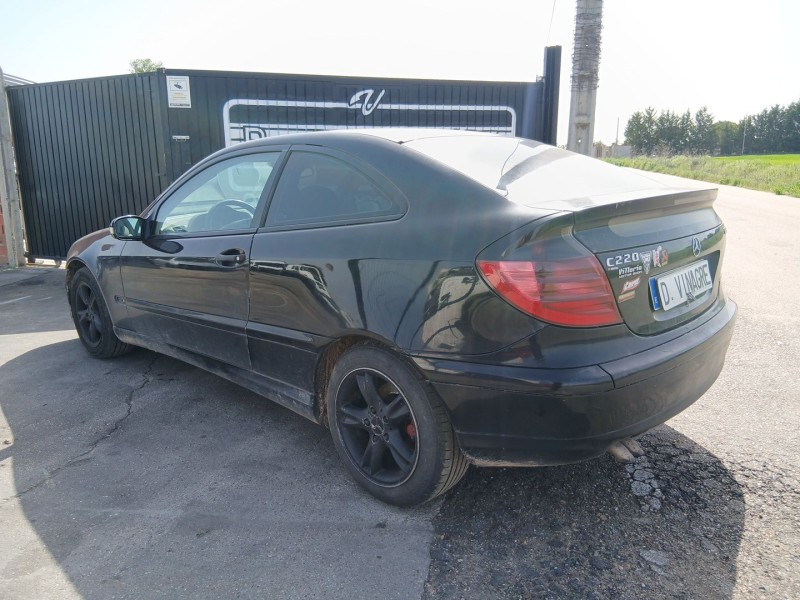 mercedes-benz clase c (w203) del año 2003