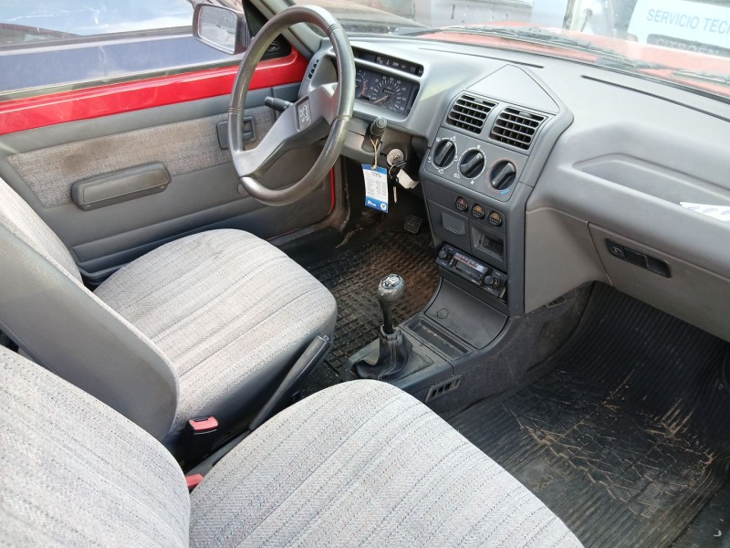 peugeot 205 plus del año 1990