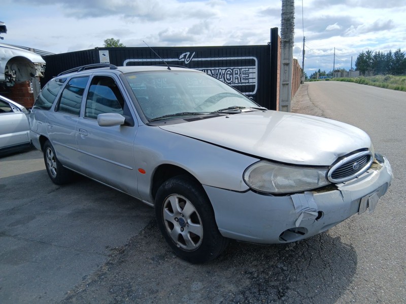Recambio de carroceria para ford mondeo ii turnier (bnp) 2.0 i referencia OEM IAM   