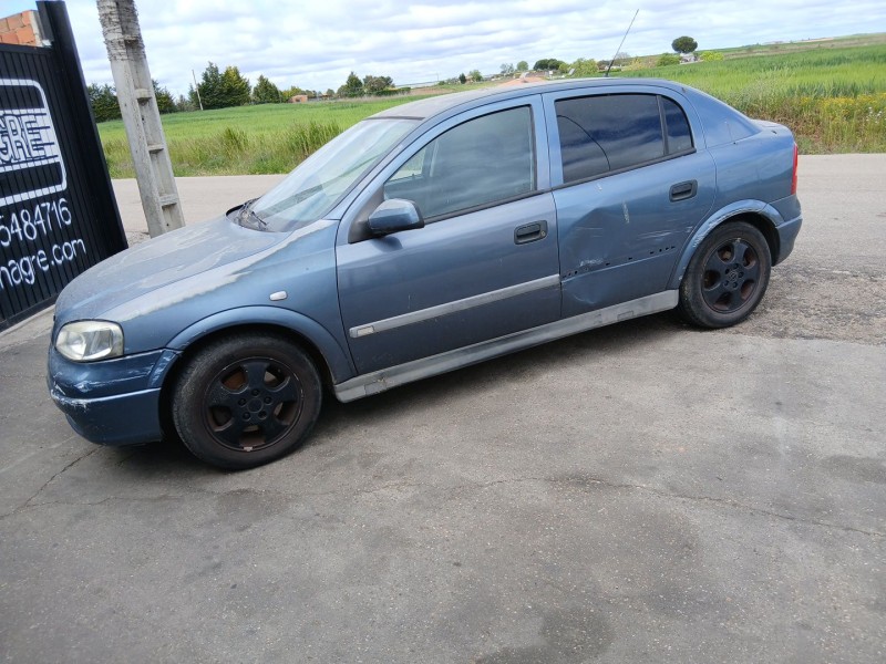opel astra g hatchback (t98) del año 2000