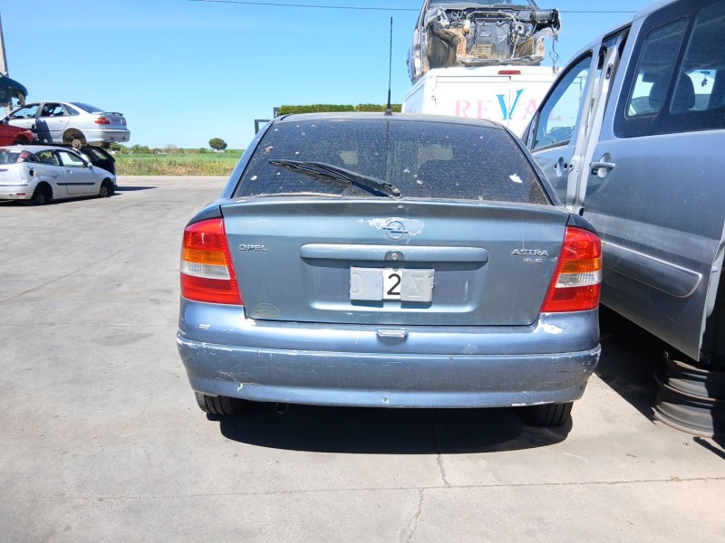 opel astra g hatchback (t98) del año 2000