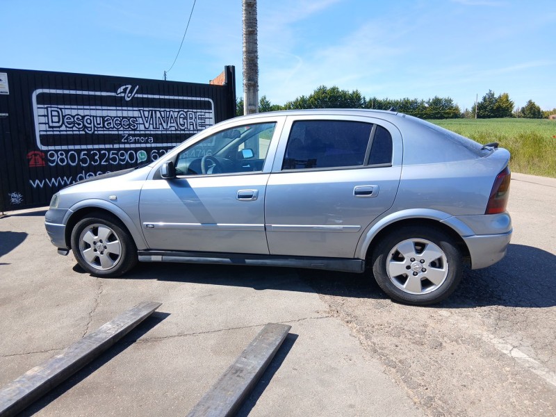 opel astra g hatchback (t98) del año 1999