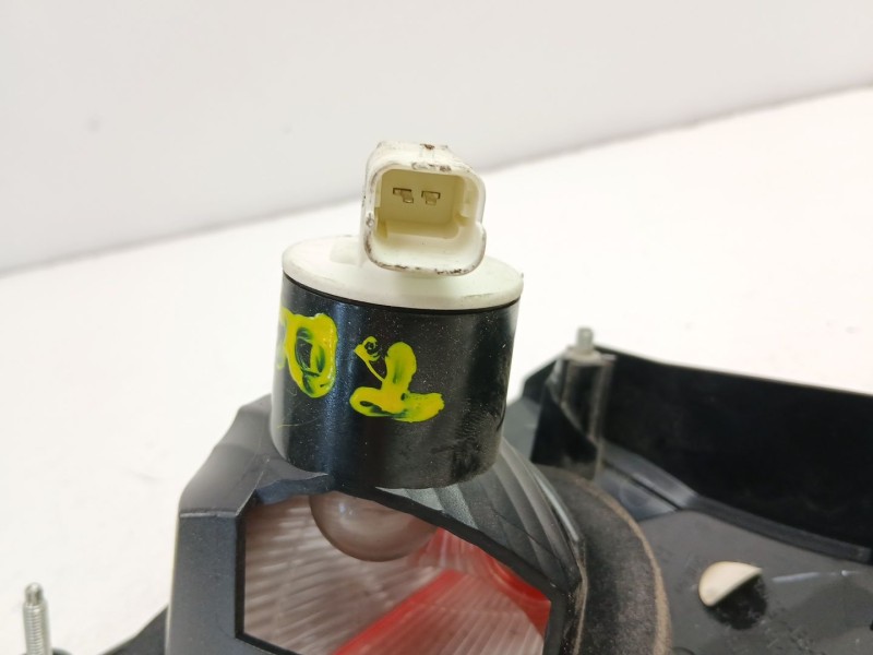 Recambio de piloto porton derecho para nissan qashqai i (j10, nj10) 1.6 referencia OEM IAM 26550BR01A  