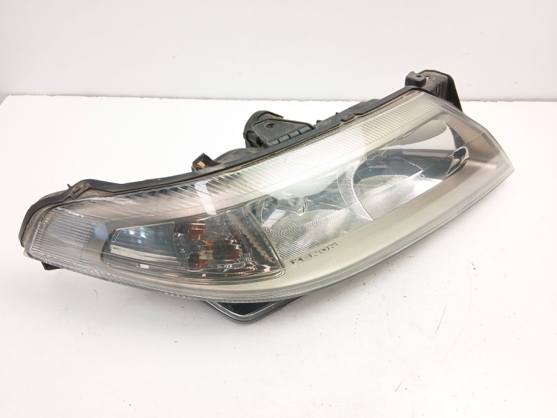 Recambio de faro derecho para renault laguna ii (bg0/1_) 2.2 dci (bg0f) referencia OEM IAM 8200163324  