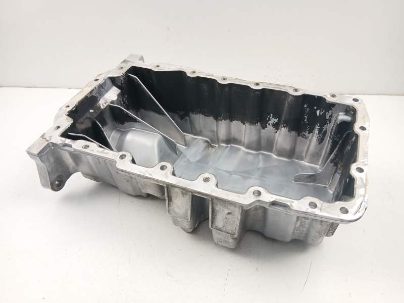 Recambio de carter aceite para chrysler sebring (js) 2.0 crd referencia OEM IAM 03G103603AA  
