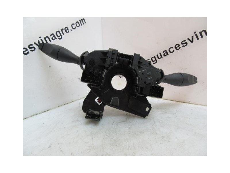 Recambio de mando luces y limpias : ford fusion : 1.6 g /fyjb (100,61cv) [2004] para ford fusion 1.6 g /fyjb referencia OEM IAM 