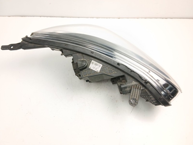 Recambio de faro izquierdo para hyundai i20 i (pb, pbt) 1.1 crdi referencia OEM IAM 921014P500  