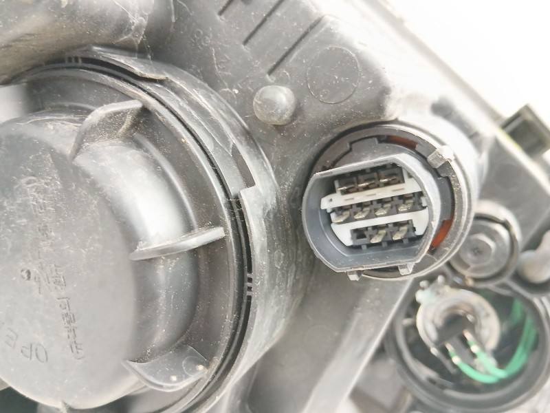 Recambio de faro derecho para hyundai i20 i (pb, pbt) 1.1 crdi referencia OEM IAM 921024P500  