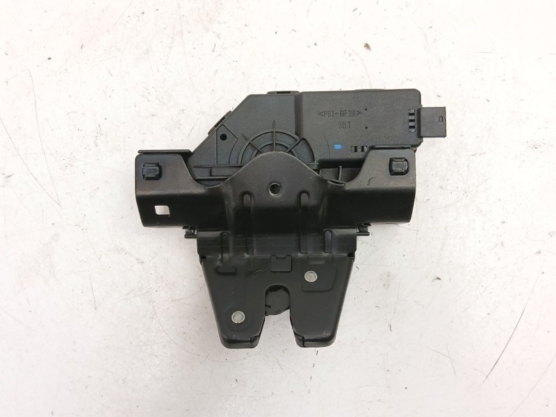 Recambio de cerradura maletero porton para bmw 3 (e46) 320 d referencia OEM IAM 8196401  