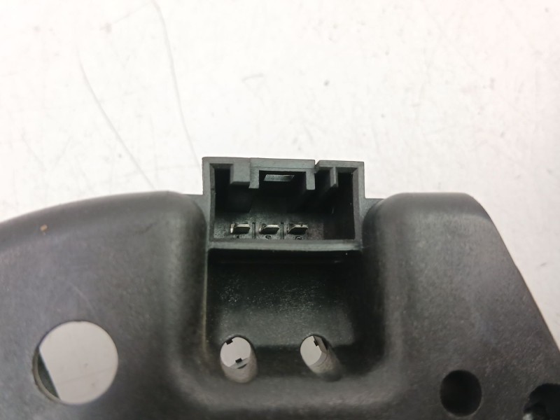 Recambio de piloto porton izquierdo para bmw 3 (e46) 320 d referencia OEM IAM 6907945  