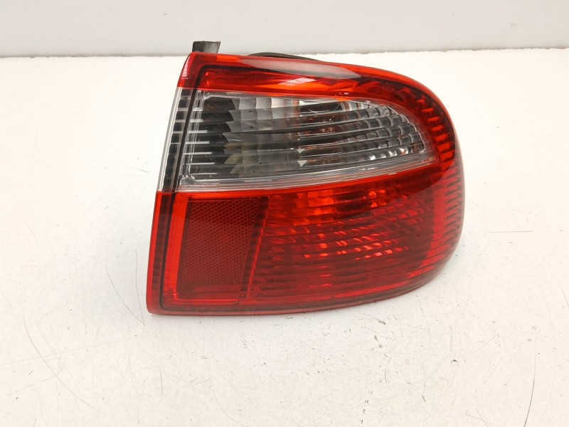 Recambio de piloto trasero derecho para seat toledo ii (1m2) 1.6 16v referencia OEM IAM 1M5945096B  