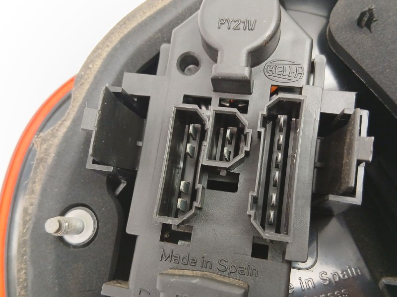 Recambio de piloto trasero derecho para seat toledo ii (1m2) 1.6 16v referencia OEM IAM 1M5945096B  